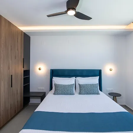 Omnia Luxury Villa, 100m2 Pool, Whirlpool & Gym, By Thinkvilla * Prínos